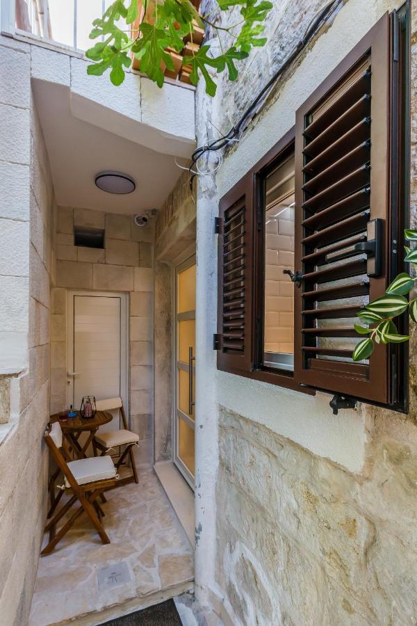 Angels-Split **** Apartment Exterior photo